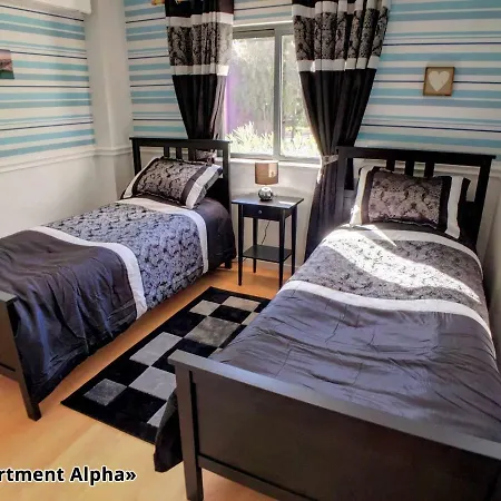 Alpha - 2 Bedrooms, Private Rooftop Patio With Hot Tub, Bbq And View
