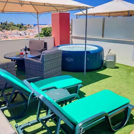 Apartment Alpha - 2 Bedrooms, Private Rooftop Patio With Hot Tub, Bbq And View *