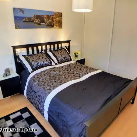Apartment Alpha - 2 Bedrooms, Private Rooftop Patio With Hot Tub, Bbq And View *