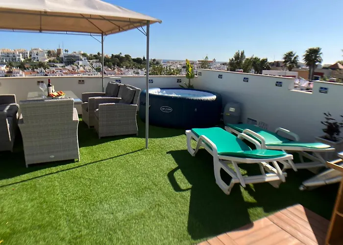Alpha - 2 Bedrooms, Private Rooftop Patio With Hot Tub, Bbq And View * Ferragudo