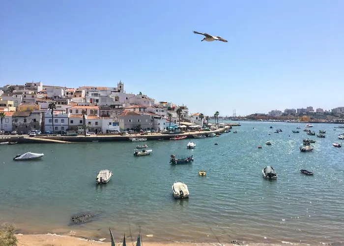 Apartman Alpha - 2 Bedrooms, Private Rooftop Patio With Hot Tub, Bbq And View Ferragudo