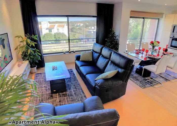 Alpha - 2 Bedrooms, Private Rooftop Patio With Hot Tub, Bbq And View *