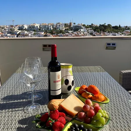 Alpha - 2 Bedrooms, Private Rooftop Patio With Hot Tub, Bbq And View