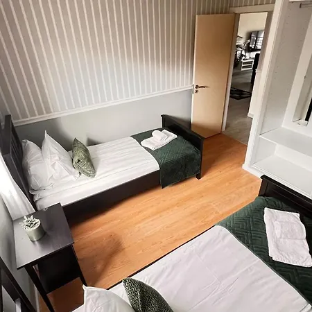 Alpha - 2 Bedrooms, Private Rooftop Patio With Hot Tub, Bbq And View Апартаменты *