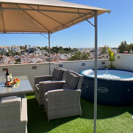 Alpha - 2 Bedrooms, Private Rooftop Patio With Hot Tub, Bbq And View Апартаменты